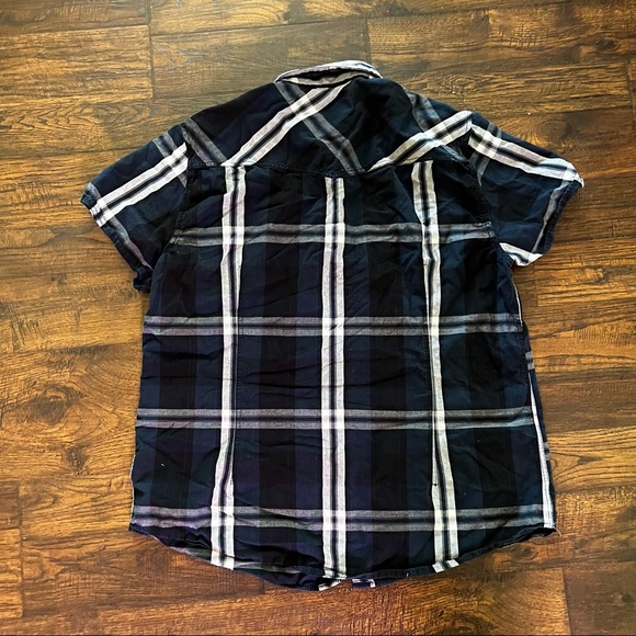 Guess Blue Black Plaid Shirt Short-Sleeve Button-Down - Picture 4 of 5